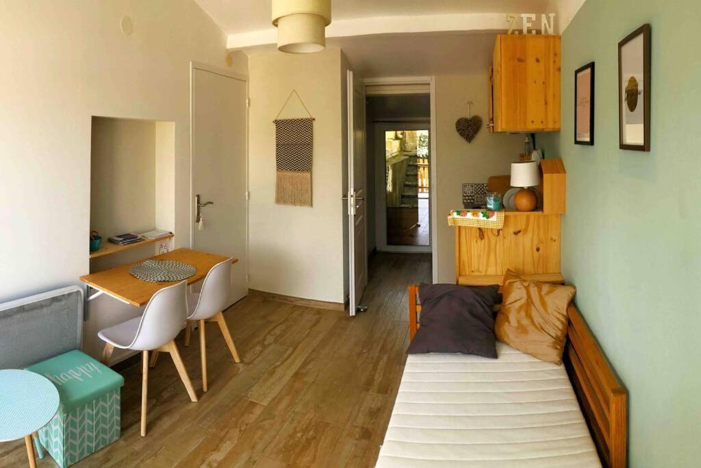 Le Dindouleto Apartment Peynier Екстериор снимка