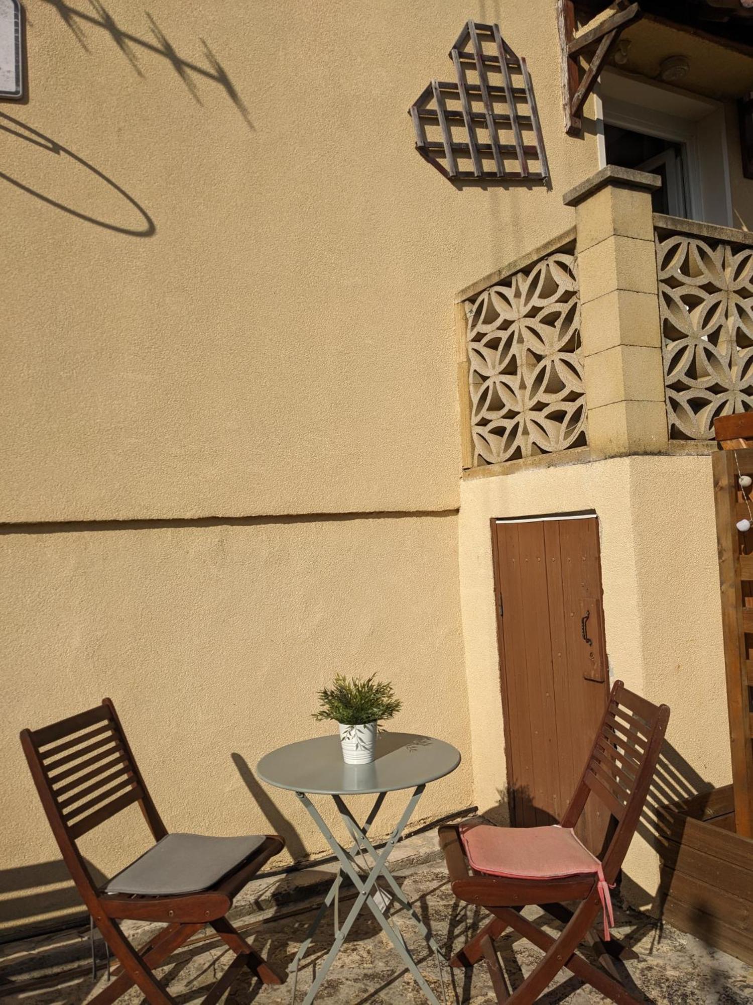 Le Dindouleto Apartment Peynier Екстериор снимка